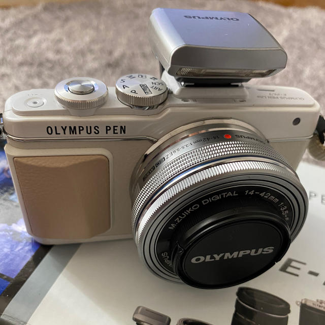 OLYMPUS PEN lite E-PL7 ミラーレスミラーレス一眼