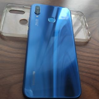 手帳型ケース付　美品　huawei p20 lite　32G simフリー(スマートフォン本体)