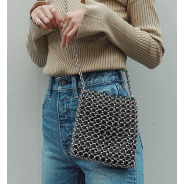 moussy(マウジー)のMOUSSY METAL SHOULDER BAG【値下げしました】 レディースのバッグ(ショルダーバッグ)の商品写真