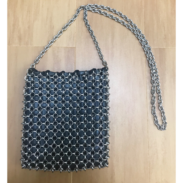 moussy(マウジー)のMOUSSY METAL SHOULDER BAG【値下げしました】 レディースのバッグ(ショルダーバッグ)の商品写真