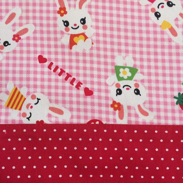 41×30 レッスンバッグ ハンドメイド ウサギ&赤 水玉　持ち手ピンク ハンドメイドのキッズ/ベビー(バッグ/レッスンバッグ)の商品写真