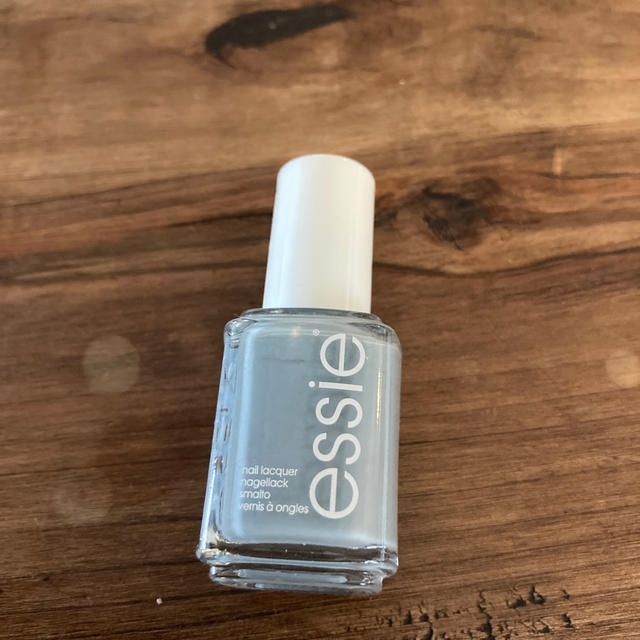 Essie cocktail bling コスメ/美容のネイル(マニキュア)の商品写真