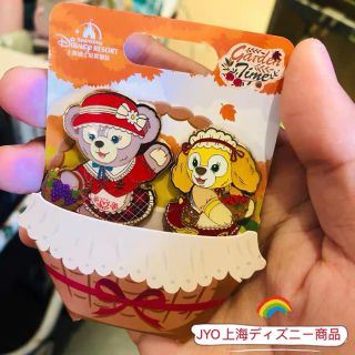 ディズニー(Disney)のピンバッジ　2枚セット(バッジ/ピンバッジ)