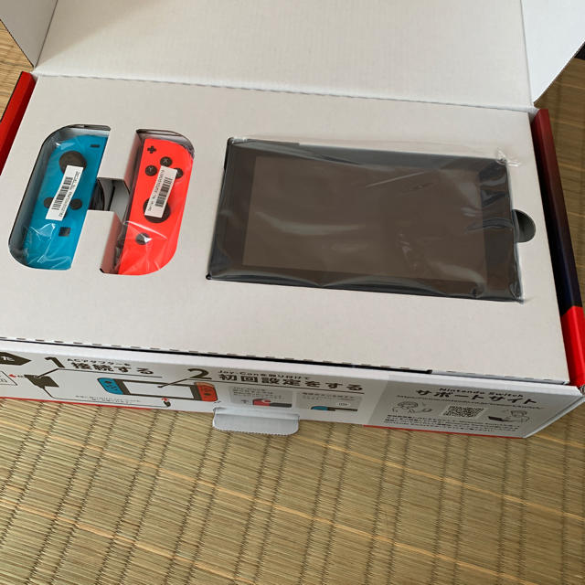 新品　Nintendo Switch本体　保護フィルム付き