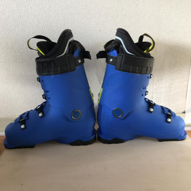 SALOMON(サロモン)のスキーブーツ スポーツ/アウトドアのスキー(ブーツ)の商品写真