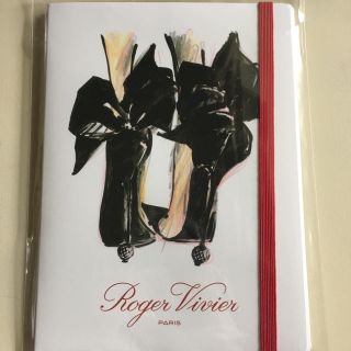 ロジェヴィヴィエ(ROGER VIVIER)のVOGUE 付録 ノート(アート/エンタメ/ホビー)