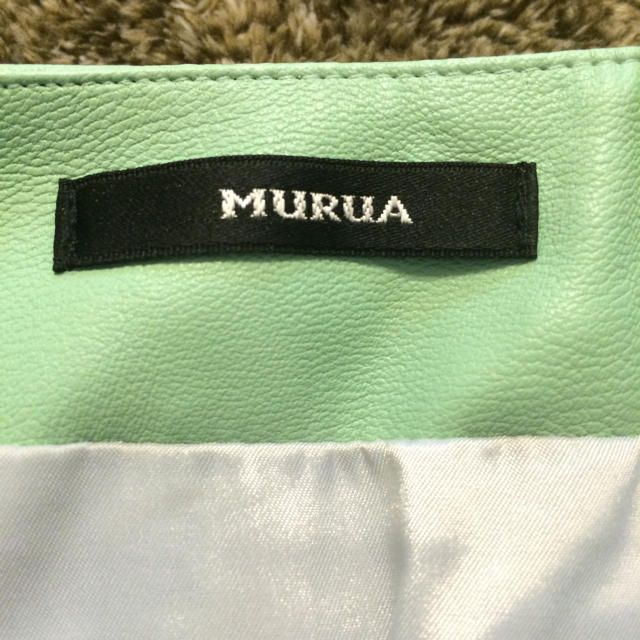 MURUA(ムルーア)のムルーア フェイクレザー タイトスカート レディースのスカート(ミニスカート)の商品写真