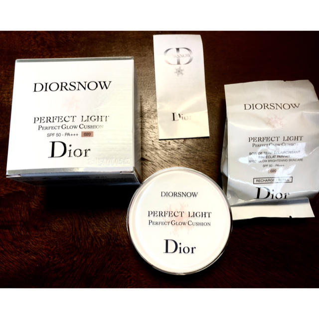 【新品】Diorスノー　PERFECT LIGHT ※リフィル付き