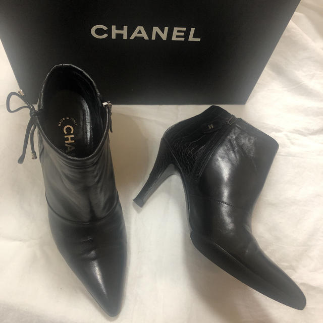 シャネル CHANEL ブーティー