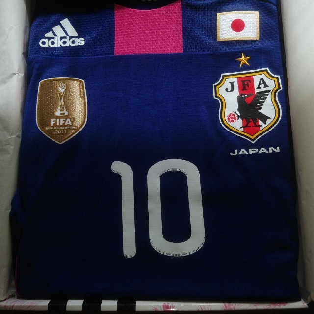 なでしこジャパン2011澤穂希女子ワールドカップ優勝記念ユニフォーム&Tシャツスポーツ/アウトドア