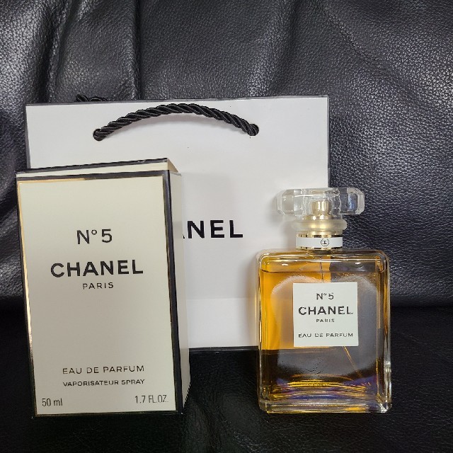 CHANEL(シャネル)のシャネル　NO5  50ミリ　　新品未使用 コスメ/美容の香水(香水(女性用))の商品写真