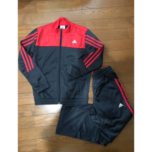 adidas(アディダス)のアディダス　ジャージ上下　140cm キッズ/ベビー/マタニティのキッズ服男の子用(90cm~)(その他)の商品写真