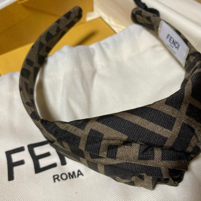 FENDI 正規品 カチューシャ 2