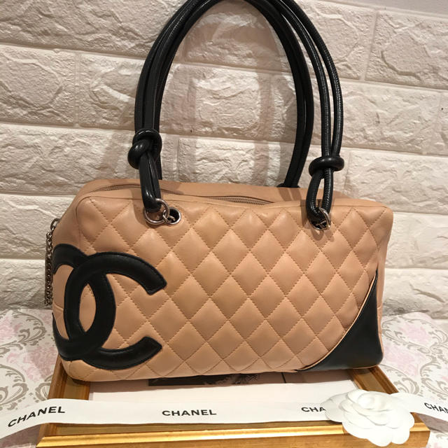 CHANEL♡カンボンライン♡ボーリングバッグ♡ベージュ　黒　正規品　本物レディース