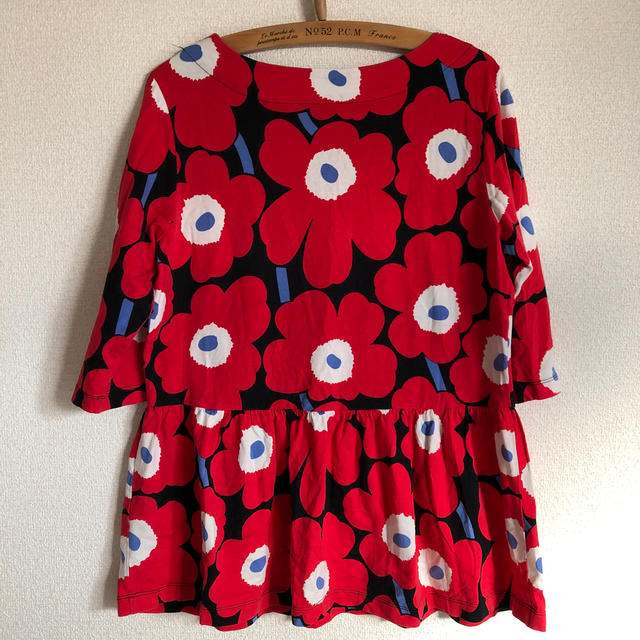 marimekko(マリメッコ)のマリメッコ  カットソー　ウニッコ レディースのトップス(カットソー(長袖/七分))の商品写真