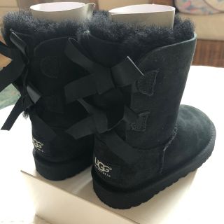 アグ(UGG)のUGG ムートンブーツ　黒　17㎝　美品(ブーツ)