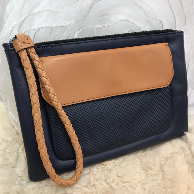 TUMI - ☆美品☆TUMI トゥミ クラッチバッグ ネイビーxブラウンの通販