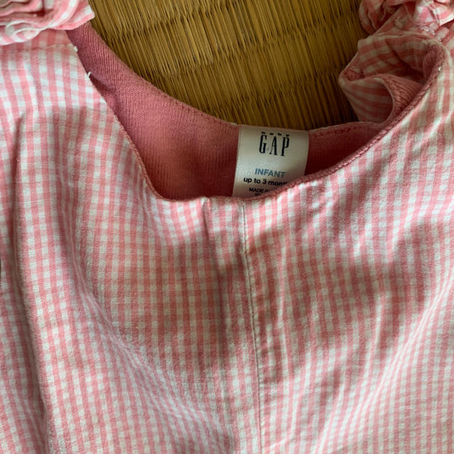 babyGAP(ベビーギャップ)のベビー　ロンパース キッズ/ベビー/マタニティのベビー服(~85cm)(ロンパース)の商品写真