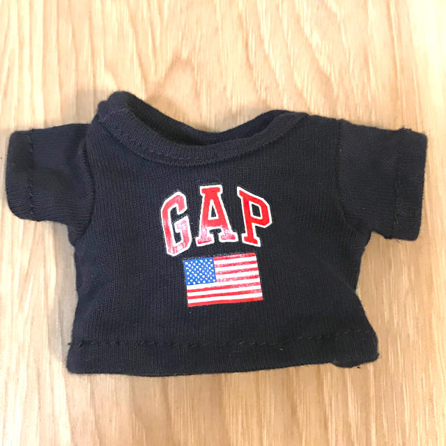 GAP(ギャップ)のギャップ  ガチャガチャ 紺 ネイビー 激レア かわいい ぬいぐるみ  着せ替え エンタメ/ホビーのおもちゃ/ぬいぐるみ(ぬいぐるみ)の商品写真