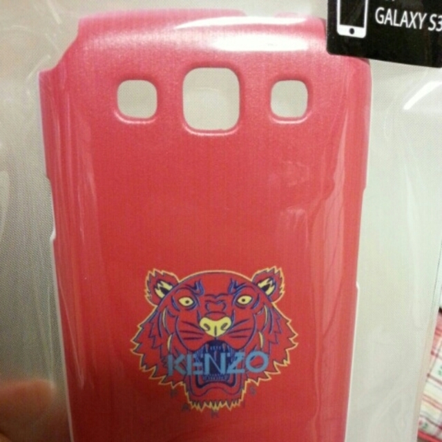 KENZO(ケンゾー)のgalaxy s3☆ｹｰｽ☆KENZO スマホ/家電/カメラのスマホアクセサリー(モバイルケース/カバー)の商品写真