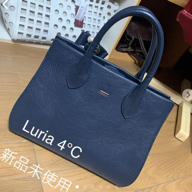 4℃(ヨンドシー)のLuria4℃ ハンドバッグ・ショルダーバッグ可能　新品未使用 レディースのバッグ(ショルダーバッグ)の商品写真