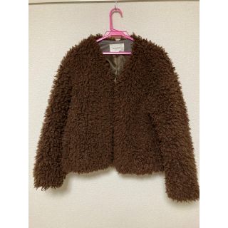 マウジー(moussy)のMOUSSY アウター(毛皮/ファーコート)