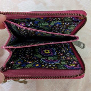 ★ 美品 ★ ANNA SUI アナスイ　小倉唯　コラボ　折り財布　チャーム