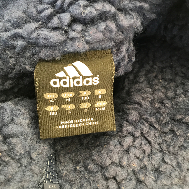 adidas(アディダス)の最終値下げ！ adidas ベンチコート（size O） スポーツ/アウトドアのサッカー/フットサル(ウェア)の商品写真