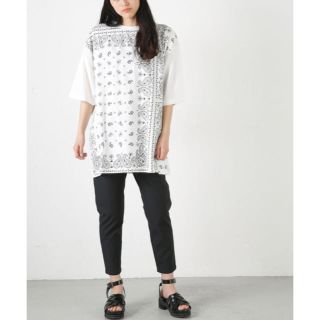 マウジー(moussy)のmoussy ペイズリー柄 Tシャツ(Tシャツ(半袖/袖なし))