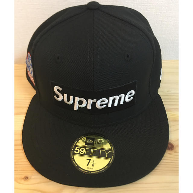 Supreme(シュプリーム)のSupreme Box Logo New Era 7-1/8 Black 黒 メンズの帽子(キャップ)の商品写真