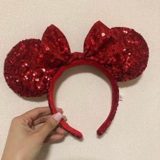 ディズニー(Disney)のディズニー レッドラメカチューシャ(キャラクターグッズ)