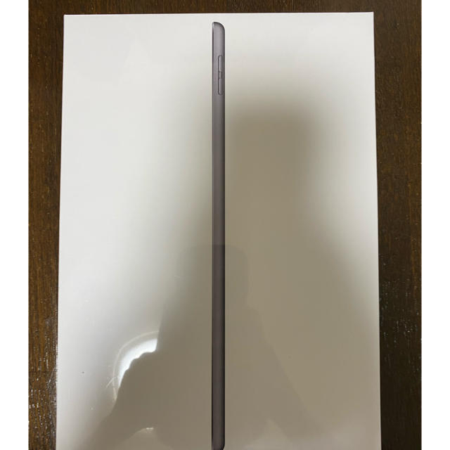 比較的美品 iPad 第８世代 32GB 新品未使用未開封 スマホ/家電/カメラ ...