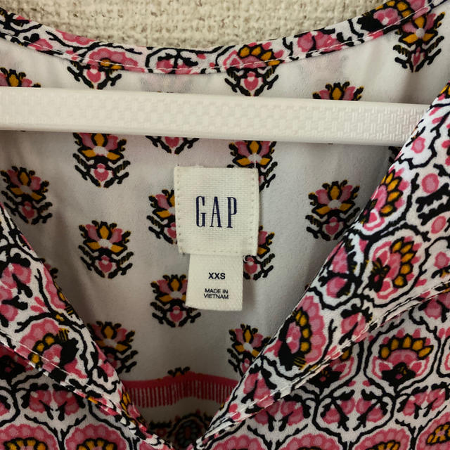 GAP(ギャップ)のGAP可愛いトップス レディースのトップス(Tシャツ(半袖/袖なし))の商品写真