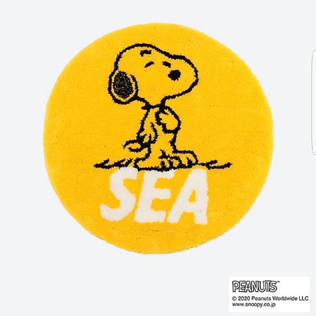 PEANUTS × WIND AND SEA Snoopy Rug