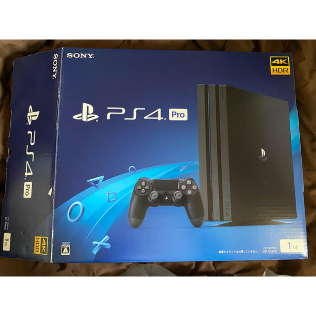 PlayStation4(プレイステーション4)のps4pro ブラック1TB エンタメ/ホビーのゲームソフト/ゲーム機本体(家庭用ゲーム機本体)の商品写真