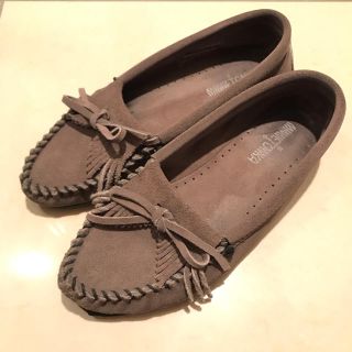 ミネトンカ(Minnetonka)のMINNETONKA ミネトンカ モカシン グレー(スリッポン/モカシン)