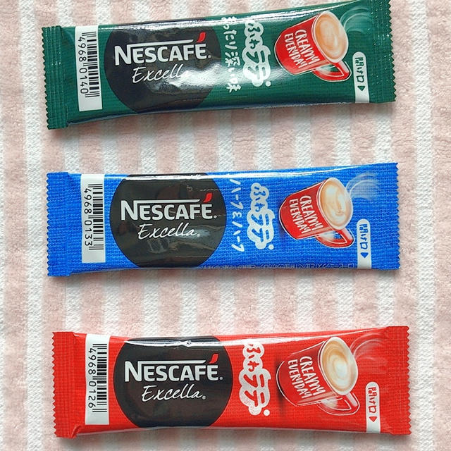 Nestle(ネスレ)のネスカフェ　エクセラ　スティック コーヒー　12本 食品/飲料/酒の飲料(コーヒー)の商品写真