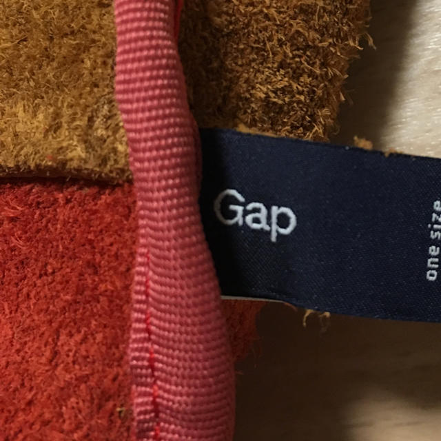 GAP(ギャップ)のGAP本革クラッチバッグ レディースのバッグ(クラッチバッグ)の商品写真