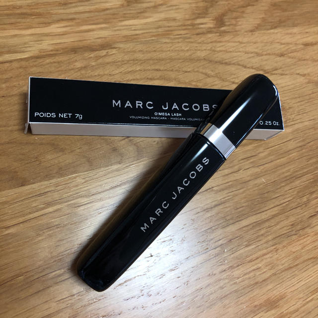 MARC JACOBS(マークジェイコブス)の新品未使用　MARC JACOBS  マスカラ コスメ/美容のベースメイク/化粧品(マスカラ)の商品写真