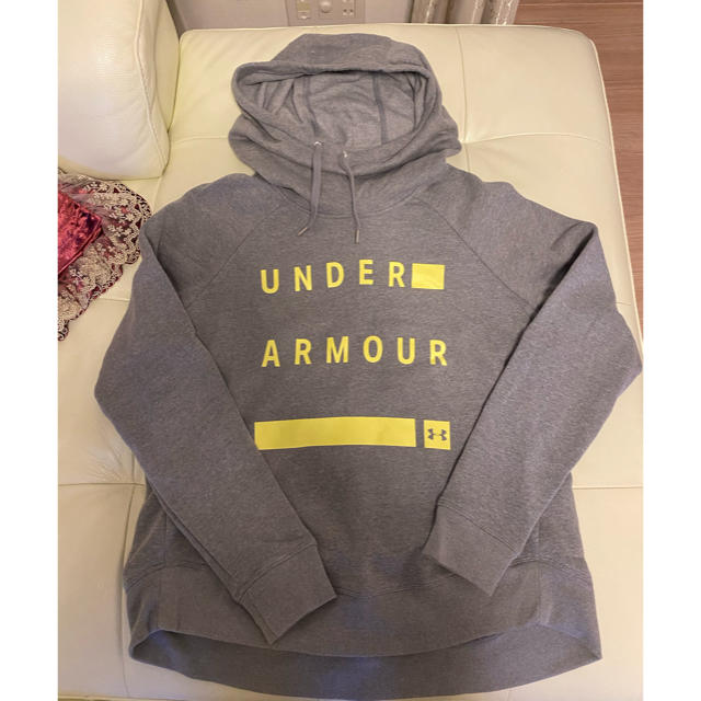 UNDER ARMOUR(アンダーアーマー)のUNDER ARMOUR パーカー レディースのトップス(パーカー)の商品写真