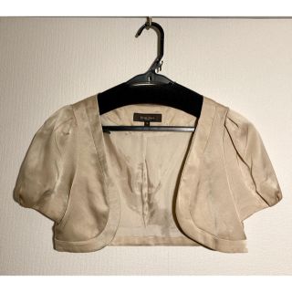 デミルクスビームス(Demi-Luxe BEAMS)のDemi-Luxe beams ボレロ　シャンパンページュ(ボレロ)