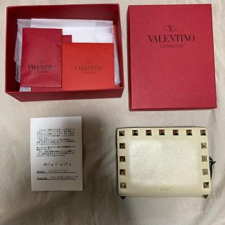 ヴァレンティノガラヴァーニ(valentino garavani)のVALENTINO 財布(財布)