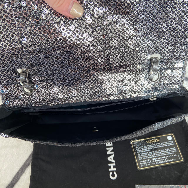 CHANEL(シャネル)のCHANELチェーンバッグ レディースのバッグ(ショルダーバッグ)の商品写真