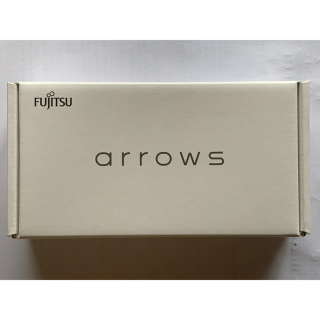 ARROW(アロー)の[新品未使用]arrows RX ホワイト　SIMフリー スマホ/家電/カメラのスマートフォン/携帯電話(スマートフォン本体)の商品写真