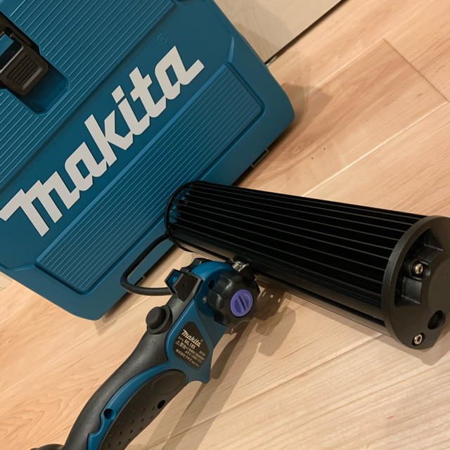 アウトドアマキタ　makita ML185 ML145 240w LED