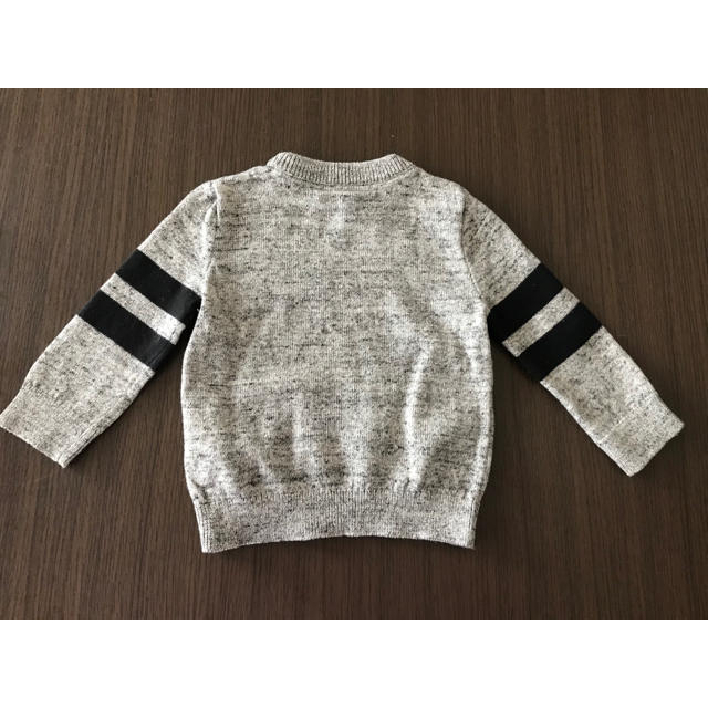 babyGAP(ベビーギャップ)の未使用 babygap Disney ■ ミッキー　ニット　セーター　80 キッズ/ベビー/マタニティのベビー服(~85cm)(ニット/セーター)の商品写真