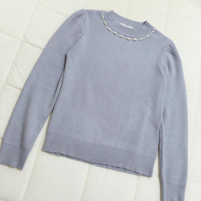 MISCH MASCH(ミッシュマッシュ)の美品💓ミッシュマッシュ パールビジュー リブ タートル 長袖  レディースのトップス(ニット/セーター)の商品写真