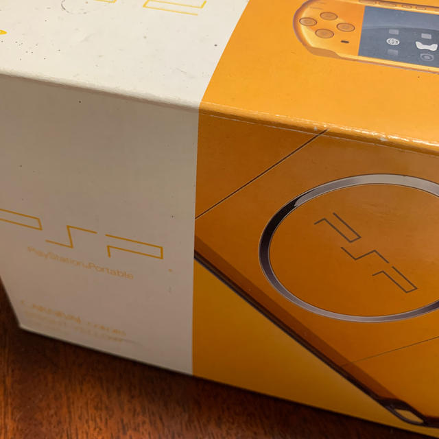 PlayStation Portable(プレイステーションポータブル)のPSP本体 エンタメ/ホビーのゲームソフト/ゲーム機本体(家庭用ゲーム機本体)の商品写真