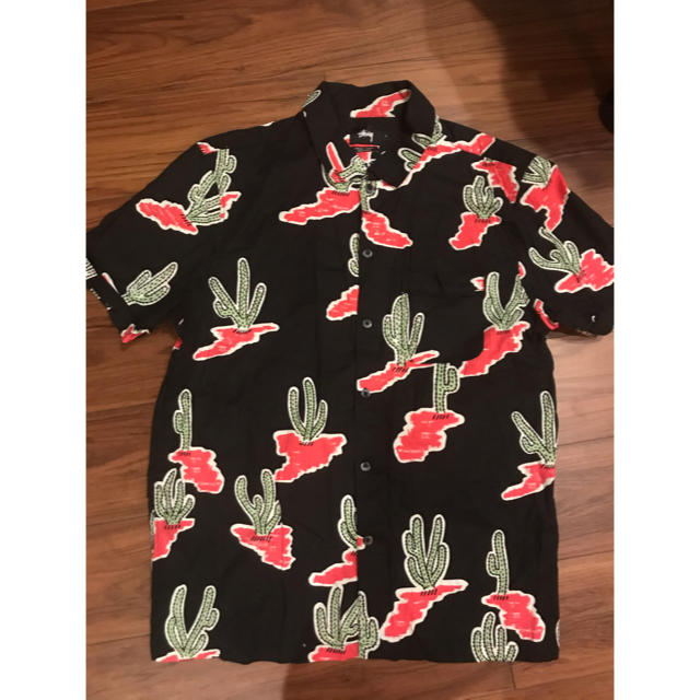 STUSSY(ステューシー)のSTUSSY Cactus Shirt カクタス サボテン　半袖シャツ　L メンズのトップス(Tシャツ/カットソー(半袖/袖なし))の商品写真