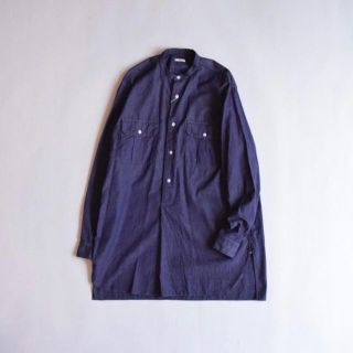 コモリ(COMOLI)のCOMOLI プルオーバー カーゴシャツ パープル size3(シャツ)